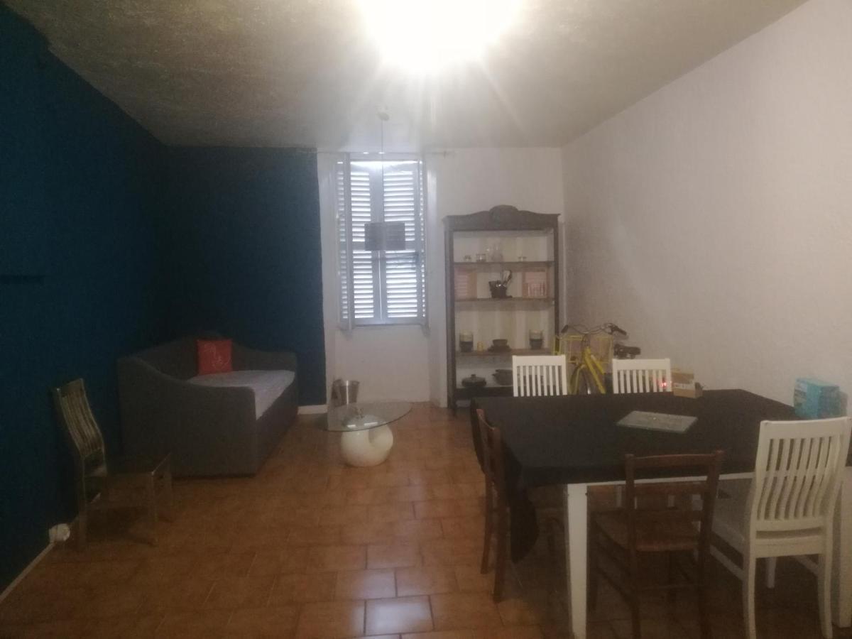 Appartement La Bernardine Au Coeur Du Jura Orgelet ภายนอก รูปภาพ